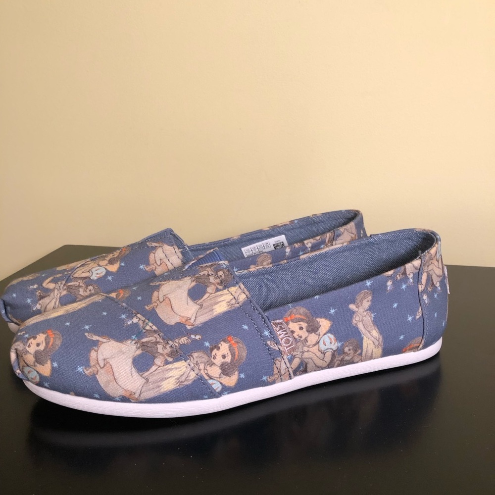 Disney x Toms Snow White Shoes ❤️